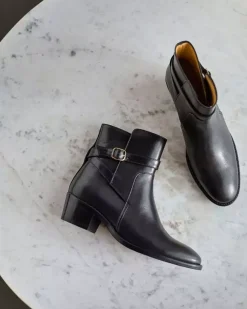 In Corio Bottines><noscript><img width=