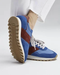 In Corio Sneakers><noscript><img width=