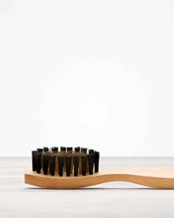 In Corio Soin Du Cuir|Soin Du Cuir>BROSSE