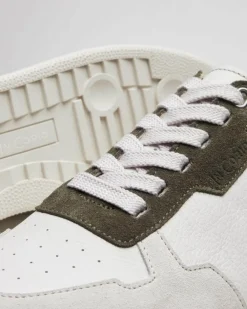 In Corio Sneakers><noscript><img width=