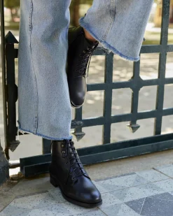 In Corio Bottines><noscript><img width=