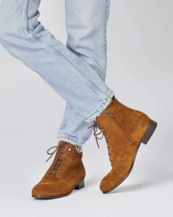 In Corio Bottines><noscript><img width=
