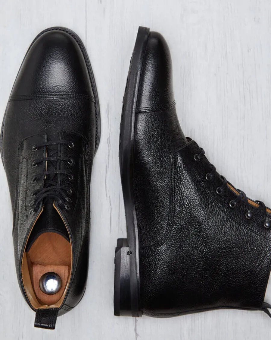 In Corio Bottines>MARTIN