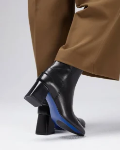 In Corio Bottines><noscript><img width=