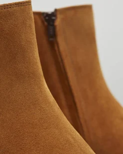 In Corio Bottines><noscript><img width=